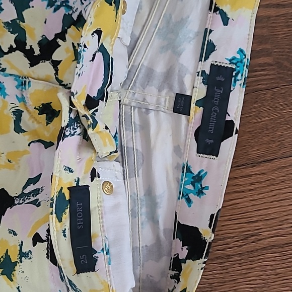 Juicy Couture Shorts - Picture 5 of 8